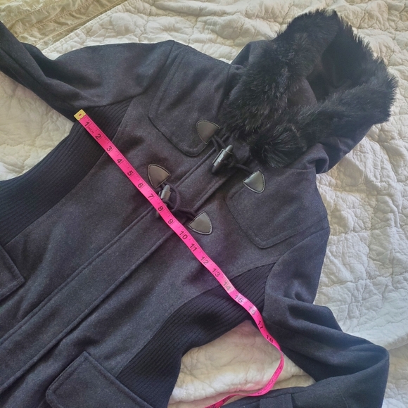 Coat - Picture 7 of 16